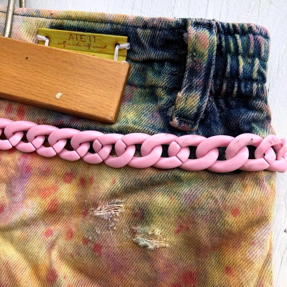 Ate 11 hand colored one of a kind shorts - Picture 7 of 8